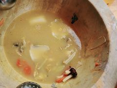 -云南野生菌石锅鱼石锅鸡(大金塔店)