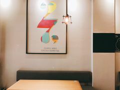 用餐区-HELLO 27 意面·沙拉·帕尼尼