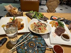 -LENBACH兰巴赫西餐啤酒坊(大连东港店)