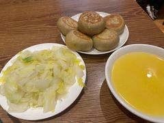 -清真吴记门钉肉饼·喜多利