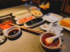 -海底捞火锅(新松江路生日主题店)