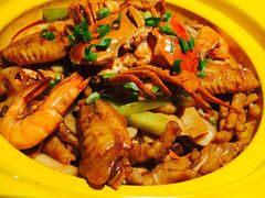-多嘴肉蟹煲(万达店)