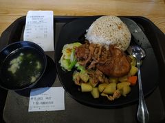 -顶香阁桂林米粉·柳州螺蛳粉(上地店)