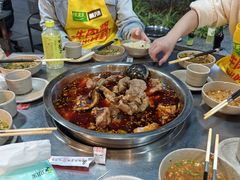 -肖肖酸萝卜鱼火锅(总店)