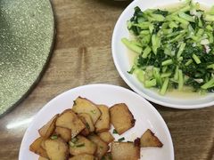 -芦茨金富饭庄·25年老字号·专做稻草鸡