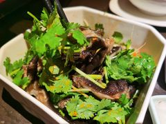 无骨鸡爪-虾胡闹·澳洲小龙虾·烧烤(福田鲨鱼店)