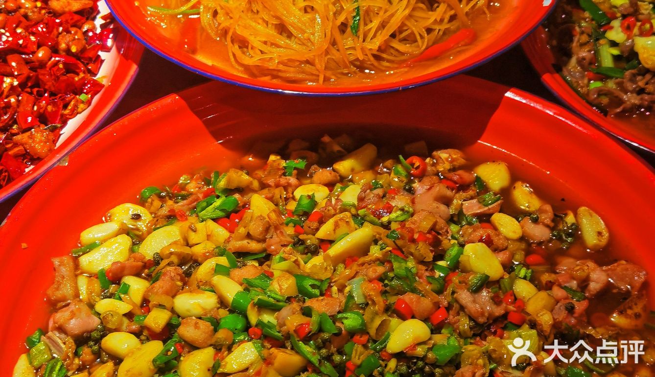 火爆魔都的半步颠⭕️脸盆装菜撑到扶墙出