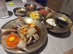 -草家酱蟹炭火烤肉店(珲春南路一店)