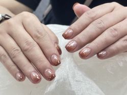 -芊屿芊浔美甲