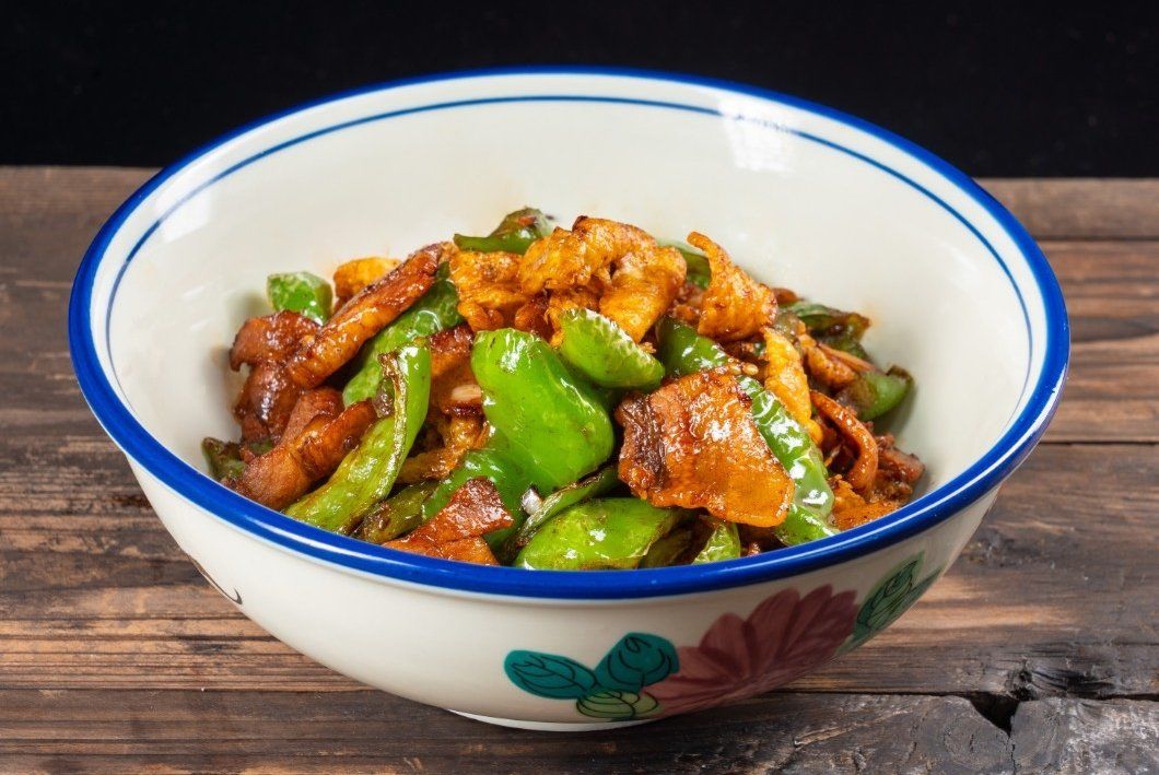 地理位置 陵水英州镇,丽莱皇冠酒店二楼十八碗