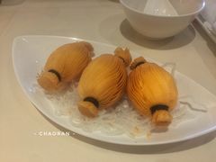 金枕榴莲酥-利苑酒家(合景国际金融广场店)