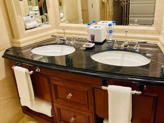 -广州富力丽思卡尔顿酒店