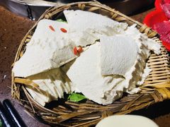 龙井泉水石磨豆花-巴倒烫陆派火锅山庄(南山总店)