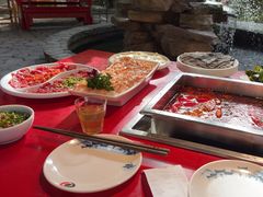 -二荆条·蜀鲜汇城市森林火锅