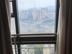 -全季酒店(重庆李子坝牛角沱地铁站店)