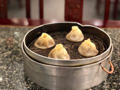 蟹黄汤包-耿福兴(凤凰美食街店)