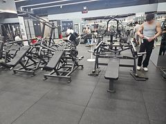 -VLines耀能运动24小时·月付制健身(京广桥店)