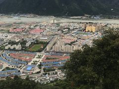 -比日神山