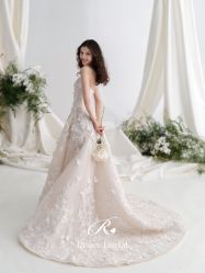 -Renee芮亦婚纱(原丽莎)