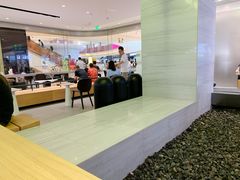 -喜茶(杭州滨江宝龙店)
