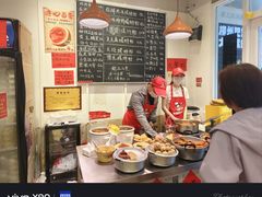 -柳州肥姨妈大骨螺蛳粉(万达中心店)