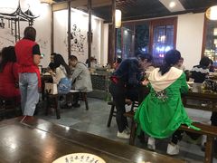 -黄桷树曹家私房菜(江与城店)