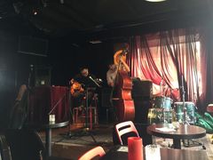 -东岸Cafe 爵士俱乐部