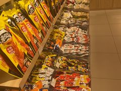 -来伊份(瑞虹天地瑞虹坊店)
