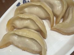 蟹粉锅贴-王家沙点心店(南京西路总店)