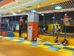 -天空之城欢乐嘉年华苏州店(环球188广场店)