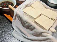-靠山屯东北农家菜(八龙桥雅苑店)