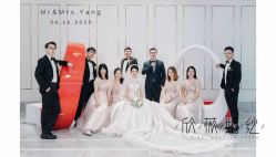 -欣薇婚纱(新源乐汇城店)