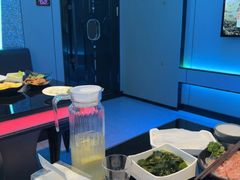 -唯爱KTV聚会餐厅(仙林东城汇店)