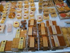 -皇冠幸福里动物奶油生日蛋糕(万达店)