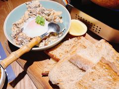 滇南杂菌配酸面包-山野板扎·云贵川Bistro(上海首店)