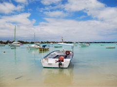 iphone_upload_pic-红顶教堂