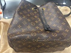 -小飞侠奢侈品回收 寄卖 养护(宝山宝龙广场店)