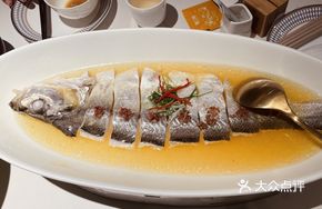 Steamed Whitebait with Ham