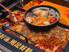 -老牌坊云南鱼豆花火锅(哈西万达店)