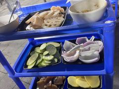-小辣椒汤锅烧烤(温泉南街店)