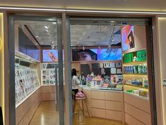 -4iNLOOK美瞳店(中山公园龙之梦店)