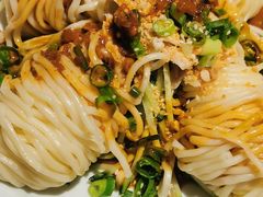 招牌鸡丝凉面-玉玲珑(陆家嘴店)