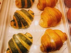 静冈抹茶可颂-BLACKSWAN黑天鹅(环球店)