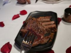 m5肉眼-Erman岩烧牛排(虹桥南丰城店)