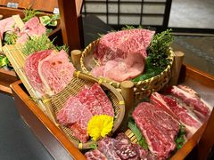 -山川小町·极番烧肉(新地假日广场店)