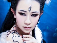 -九月鹰飞汉服摄影工作室