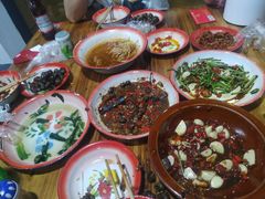 -老三样·美食研究中心(世贸路店)