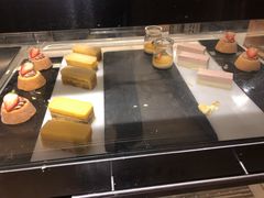 -松咖啡自助餐厅·松北香格里拉