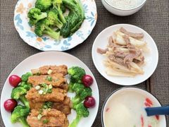 -臻爱住家月嫂育儿嫂(万达店)