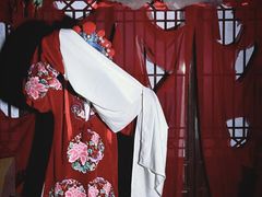 -荒岛实景沉浸密室(江汉路1店)